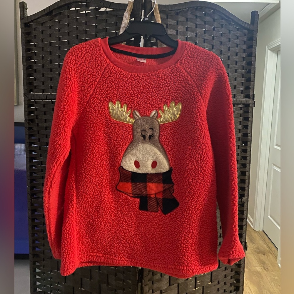 Red Moose Sweater size Small. Fuzzy fleece.